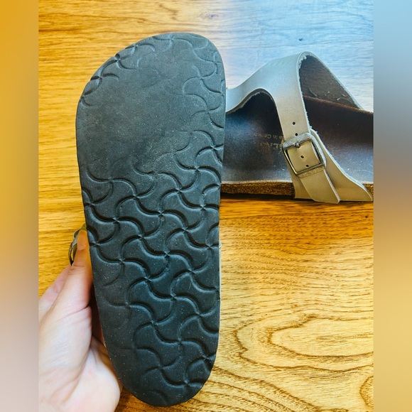 Birkenstock Gizeh thing sandal Silver leather Women 38 - Picture 7 of 10